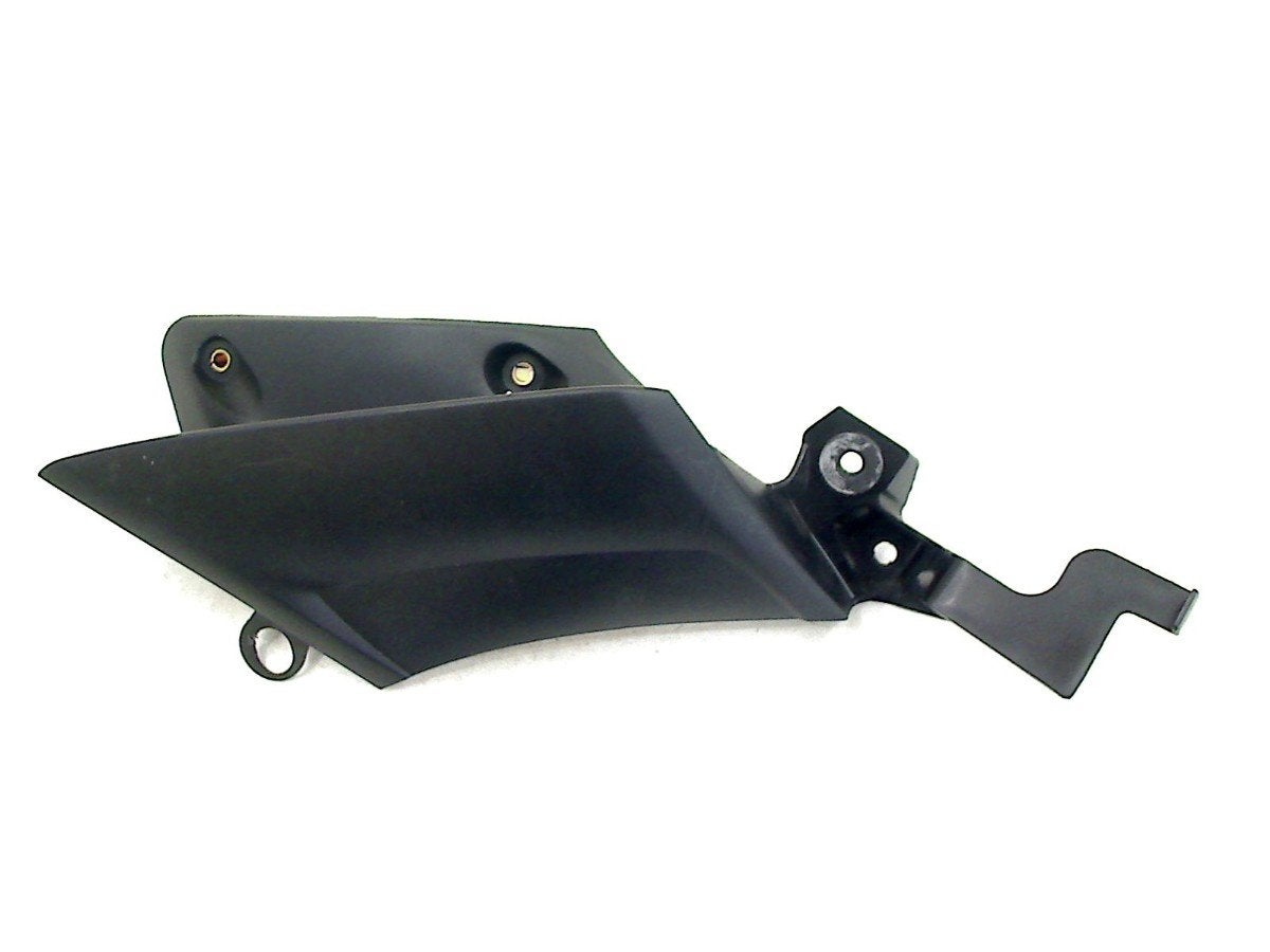 AFDEKKAP FRAME RECHTS Yamaha YZF R1 2004-2006 (YZF-R1 5VY), Motoren, Yamaha Motor Europe N.V., Gebruikt, Customersupport@yamaha-motor.co.uk