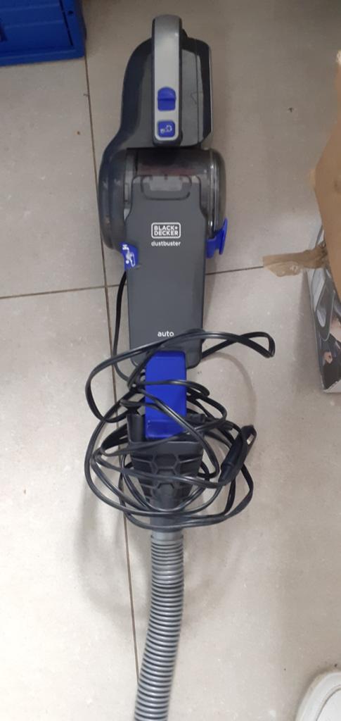 Un aspirateur de voiture, Electroménager, Enlèvement