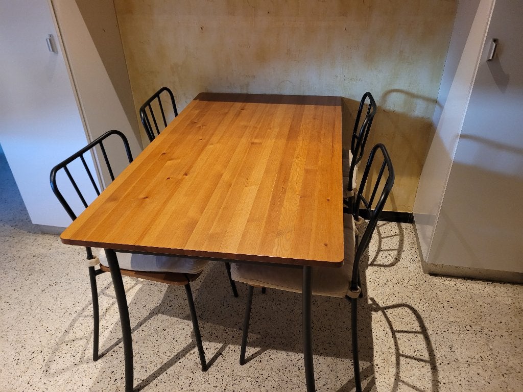 Eethoek set Tafel (130x75 cm) met 4 Stoelen en Kussens, Maison & Meubles, Tables | Tables à manger, Utilisé, 50 à 100 cm, 100 à 150 cm