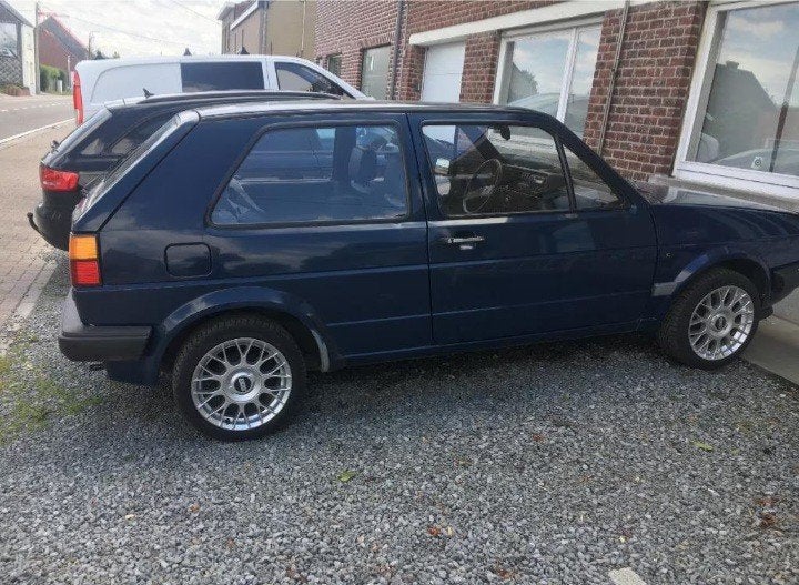 Vw golf Mk 2 1984, Auto's, Voorwielaandrijving, Stof, Blauw, Blauw