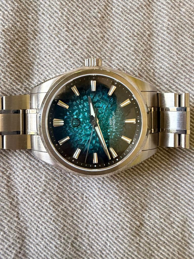 Watchdives WD0003C Elementum, Bijoux, Sacs & Beauté, Montres | Hommes, Montre-bracelet, Autres marques, Enlèvement ou Envoi, Acier