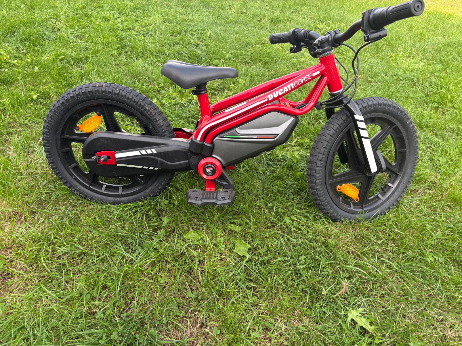 Ducati Corse kinderfiets – zeer goede staat, Ophalen, Zo goed als nieuw