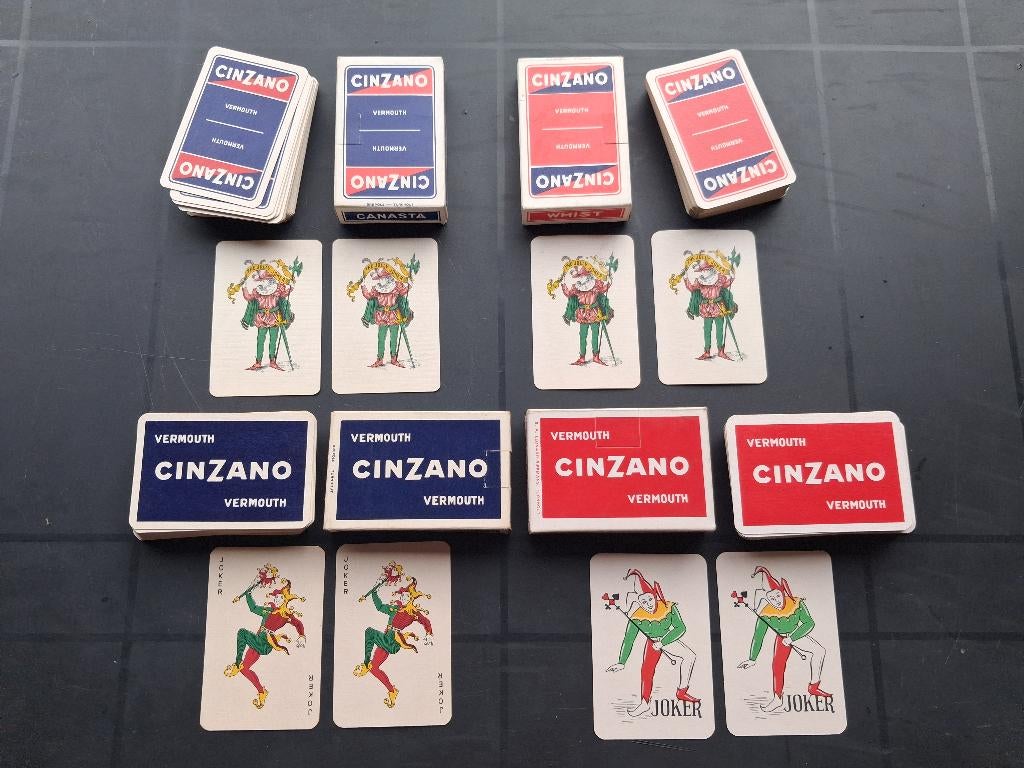 4 anciens decks de 52 cartes, Enlèvement ou Envoi, Comme neuf, Joker(s)