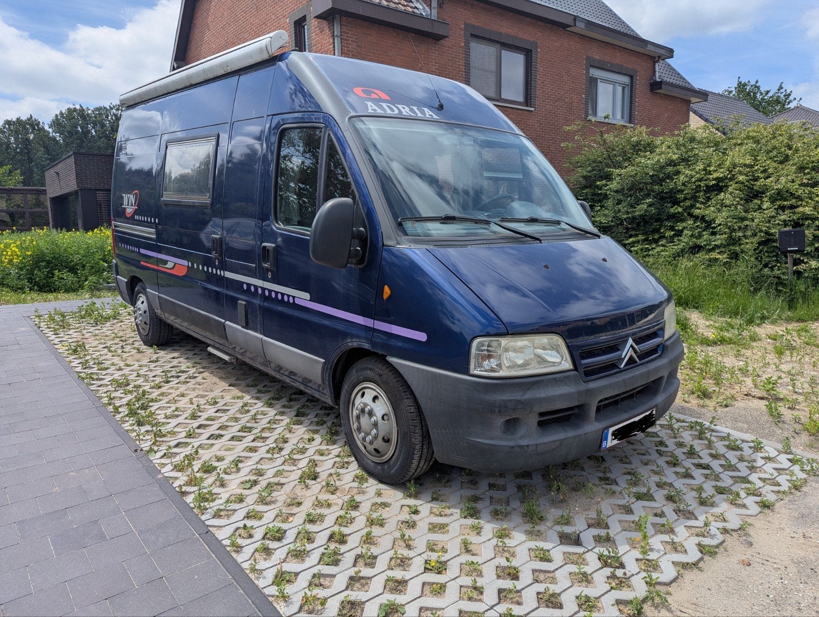 Adria Twin - Citroën buscamper, Réfrigérateur, Boîte manuelle, Diesel, Adria
