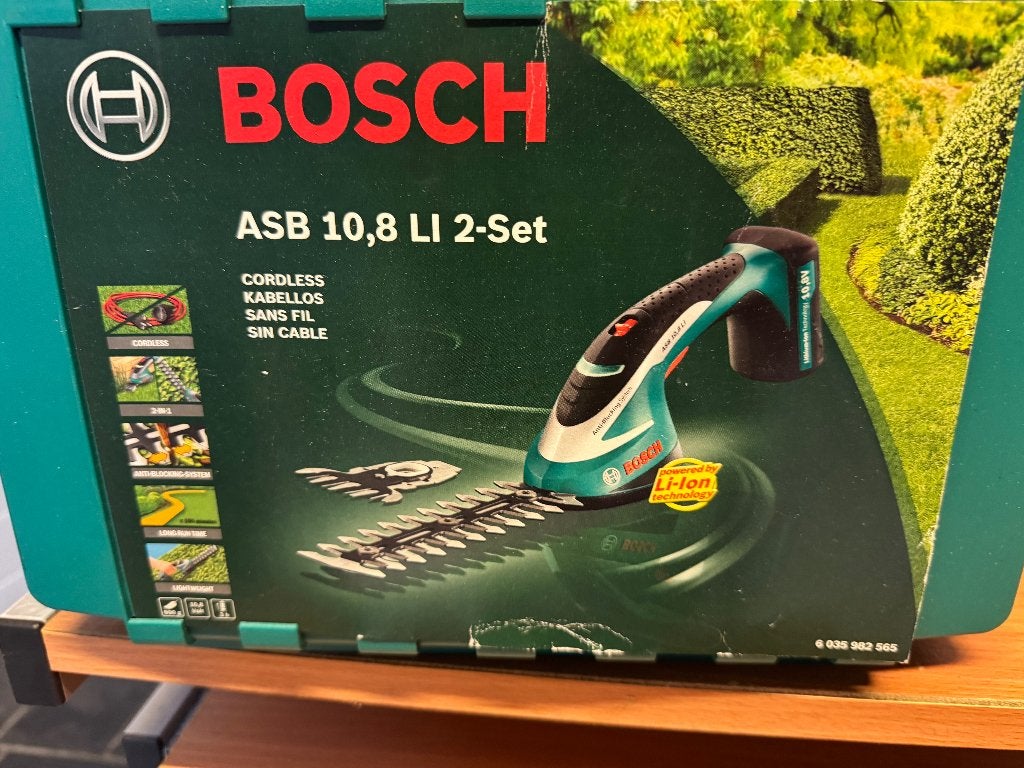heggenschaar, randsnijder, Tuin en Terras, Ophalen, Accu, Zo goed als nieuw, 10 tot 30 cm