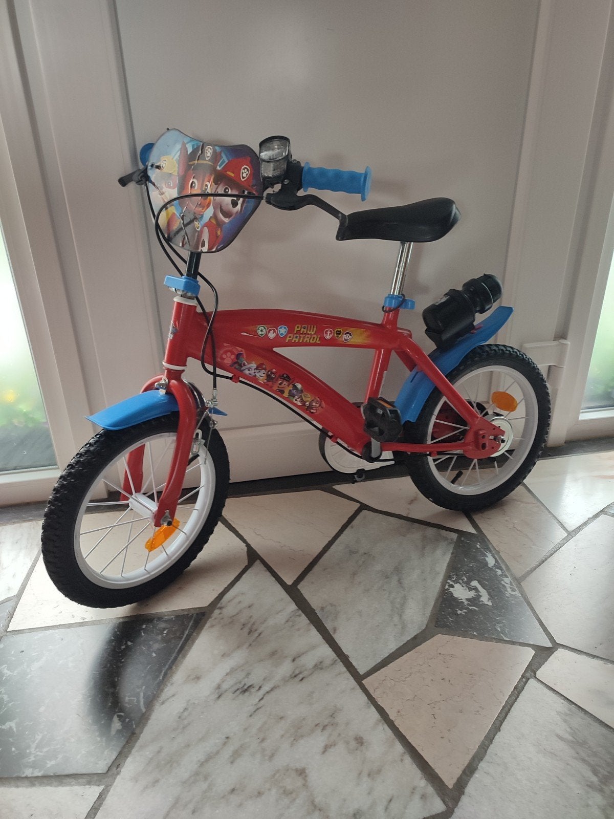 Vélo enfant" Pat'patrouille" 14", très peu servi,, Enlèvement