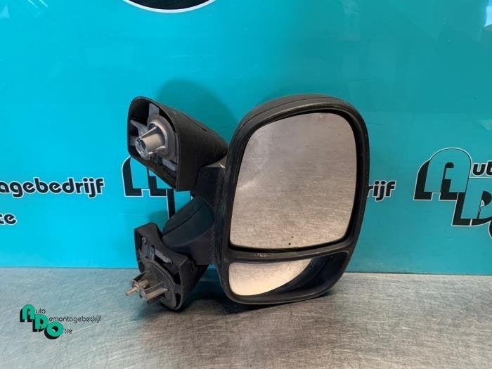 Rétroviseur extérieur droit d'un Opel Vivaro (Vivaro 01-), -, Opel, 3 mois de garantie, Utilisé