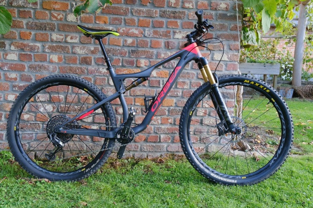 VTT ORBEA OIZ M10 TR L Custom, Vélos & Vélomoteurs, Autres marques, Comme neuf, Enlèvement, VTT tout suspendu