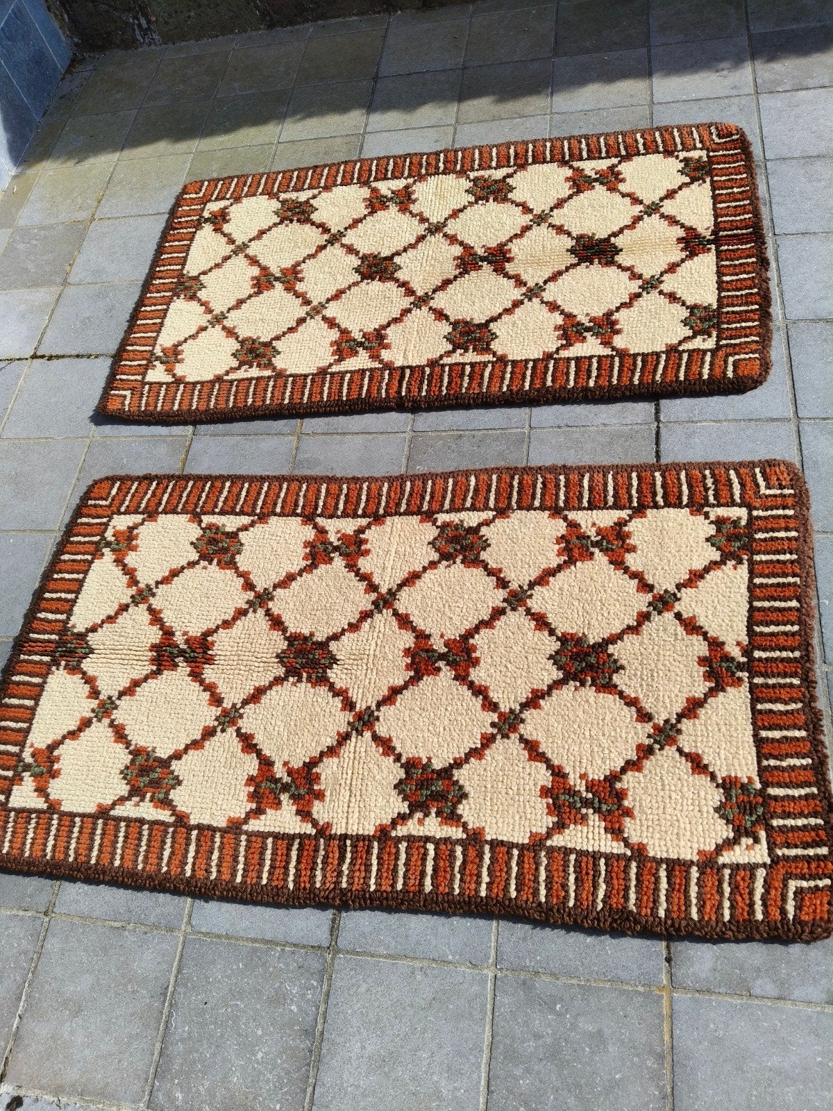 2 smyrna tapijten 1m20/67cm, Ophalen, Bruin, Rechthoekig