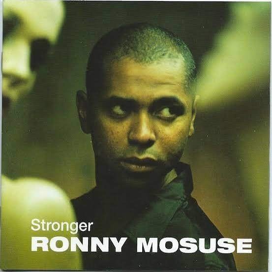 RONNY MOSUSE : Stronger, Enlèvement ou Envoi, Pop, Comme neuf, Comprend un livret