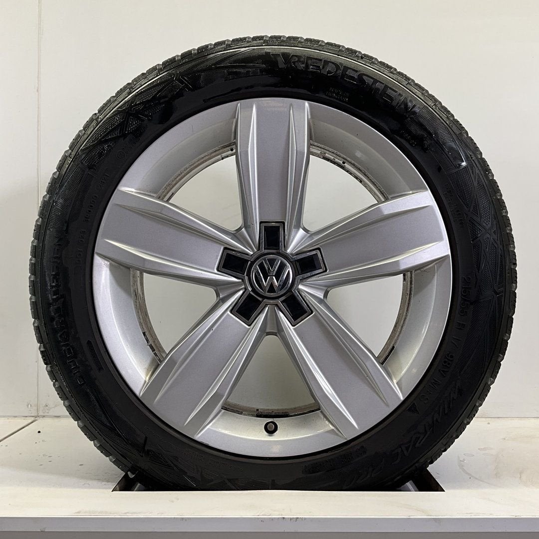 VOLKSWAGEN PASSAT B8 SET WINTERBANDEN 17 INCH, Auto-onderdelen, -, -, Banden en Velgen, 17 inch