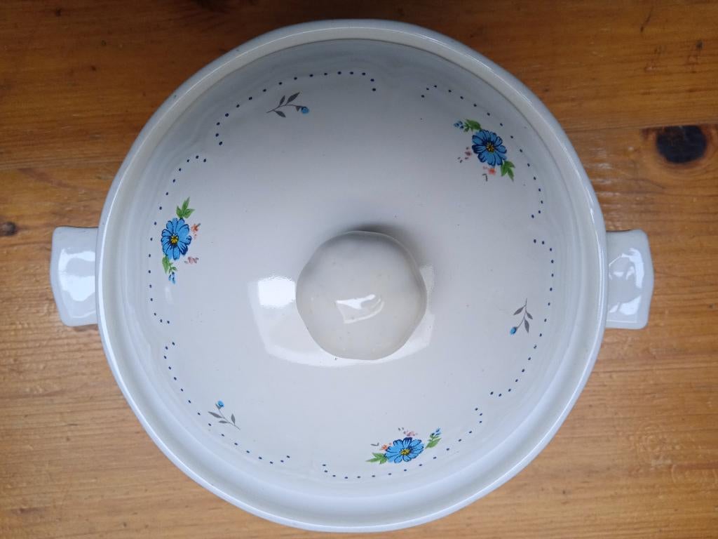 Ancien petit légumier/ Soupière/Cocotte - Couvercle et anses, Neuf, Poterie, Enlèvement, Autres types