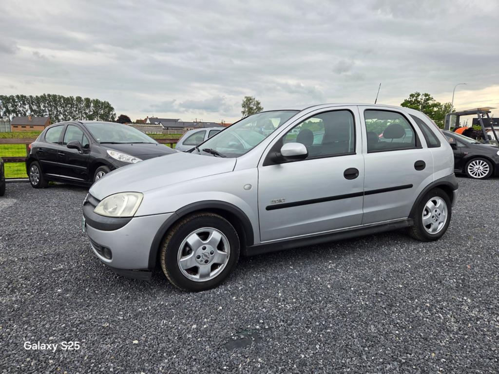 Opel Corsa 1.2 benzine AUTOMAAT 5 deurs met slechts 136.000, Auto's, Automaat, Bedrijf, 5 deurs, Corsa