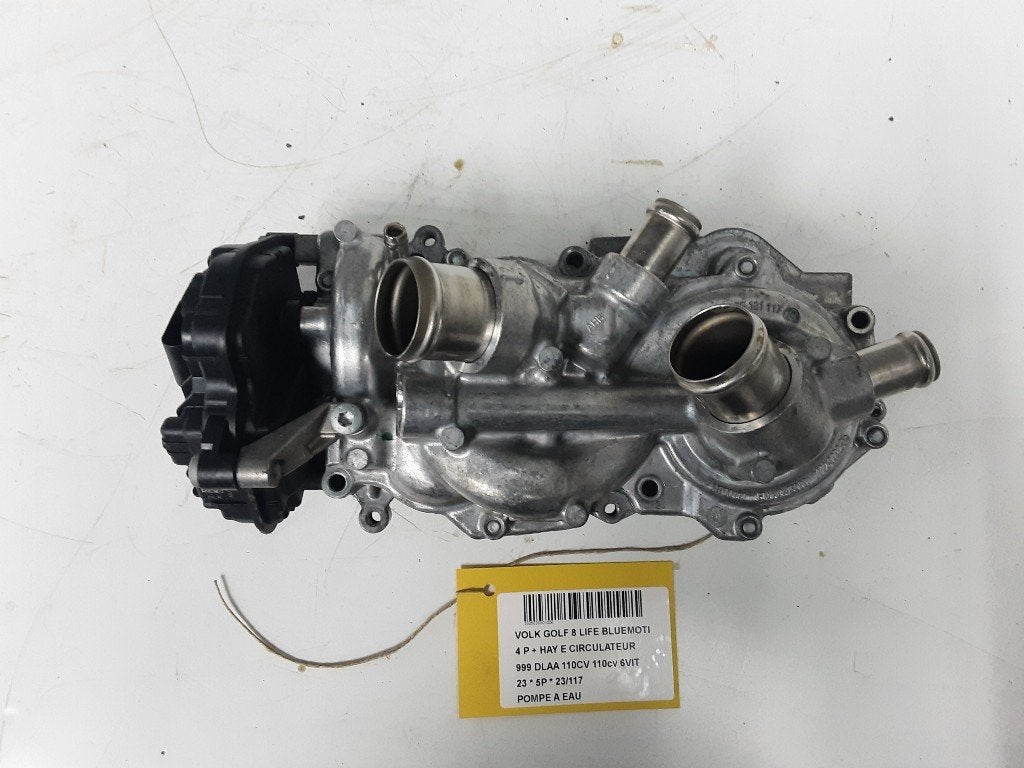 POMPE A EAU Volkswagen Golf VIII (CD1) (05E121111Q), Volkswagen, Volkswagen AG, Utilisé, Kundenbetreuung@volkswagen.de