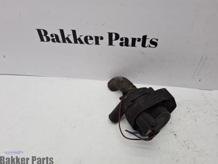 Pompe à eau supplémentaire d'un Mercedes ML-Klasse, -, 3 mois de garantie, Utilisé, -
