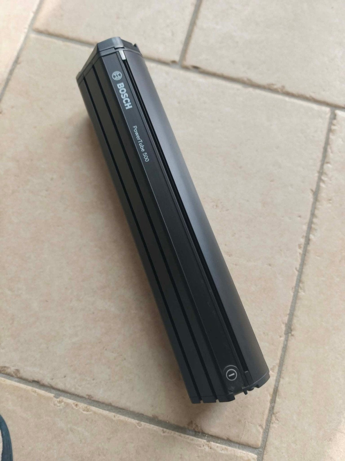 Batterie Bosch PowerTube 500Wh verticale - Bon état, Vélos & Vélomoteurs, Accessoires vélo | Batteries de vélo, Enlèvement, Comme neuf