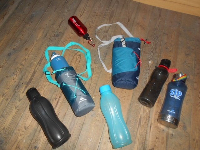 Drinkbussen & fleszakken / 8 stuks voor 5 €., Ophalen of Verzenden, Zo goed als nieuw