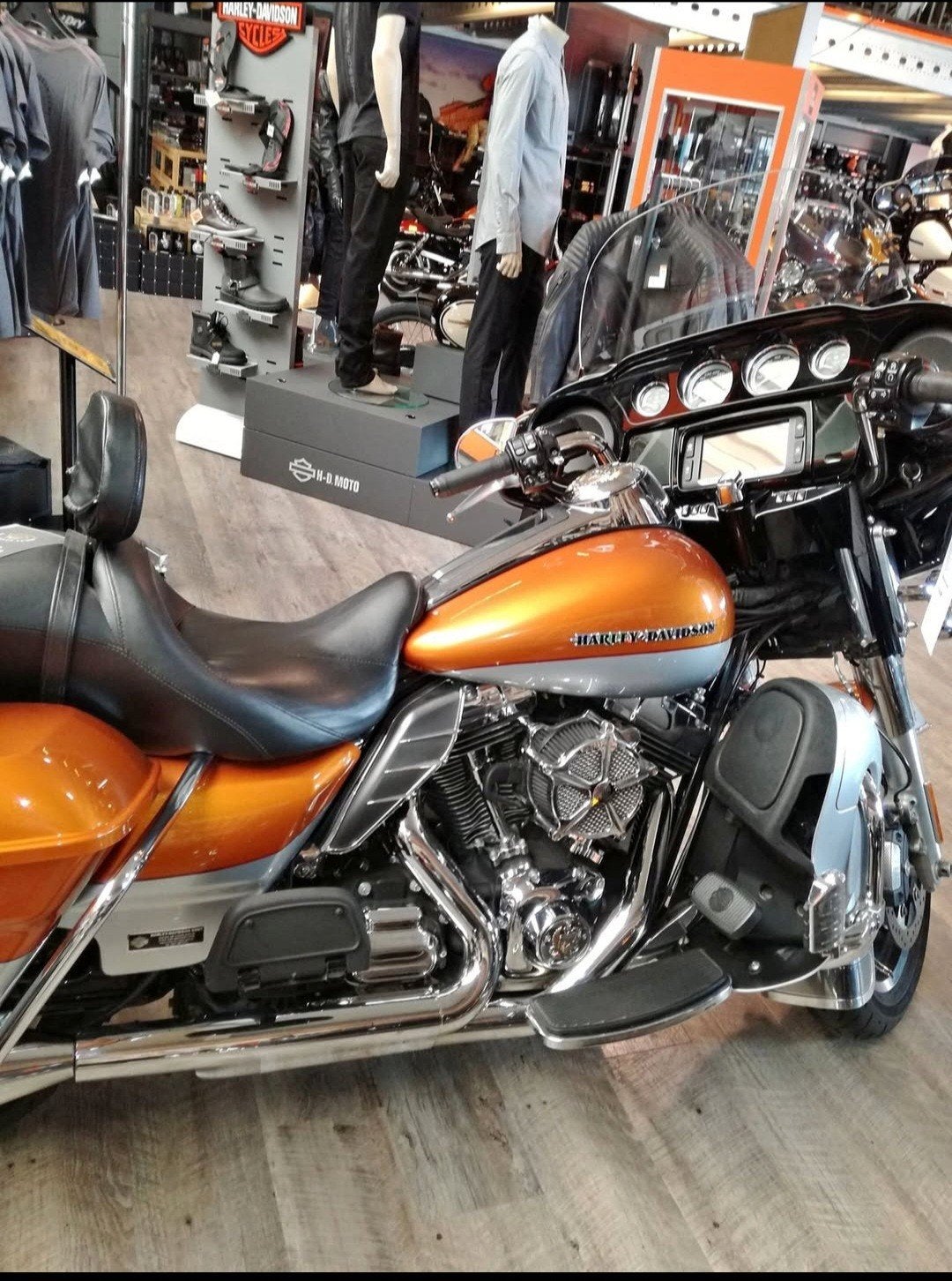 Prachtige Harley Davidson Ultra limited, Motoren, Motoren | Harley-Davidson, 2 cilinders, 1690 cc, LED Verlichting, Motorrijbewijs A