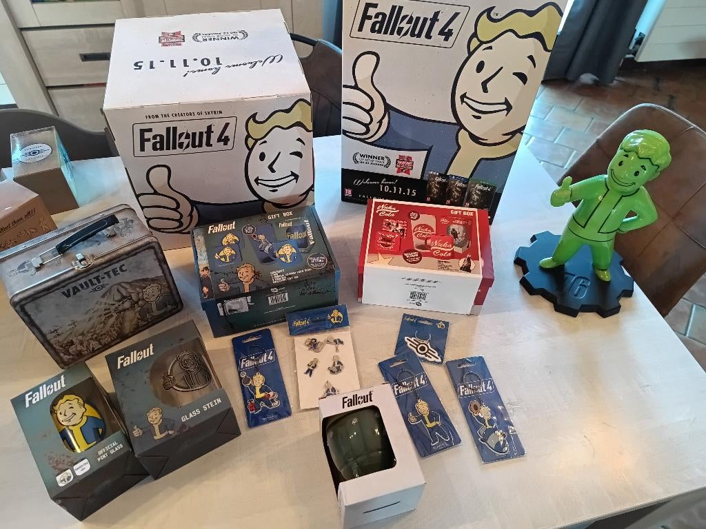 Divers goodies Fallout, Consoles de jeu & Jeux vidéo, Enlèvement, Comme neuf