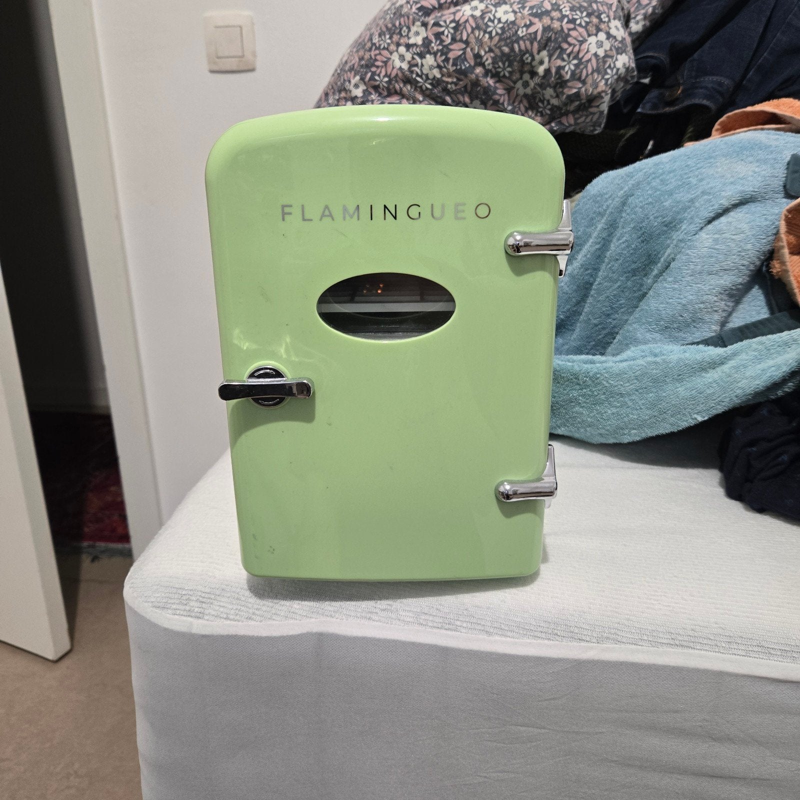mini skincare fridge, Elektronische apparatuur, Ophalen, Zo goed als nieuw