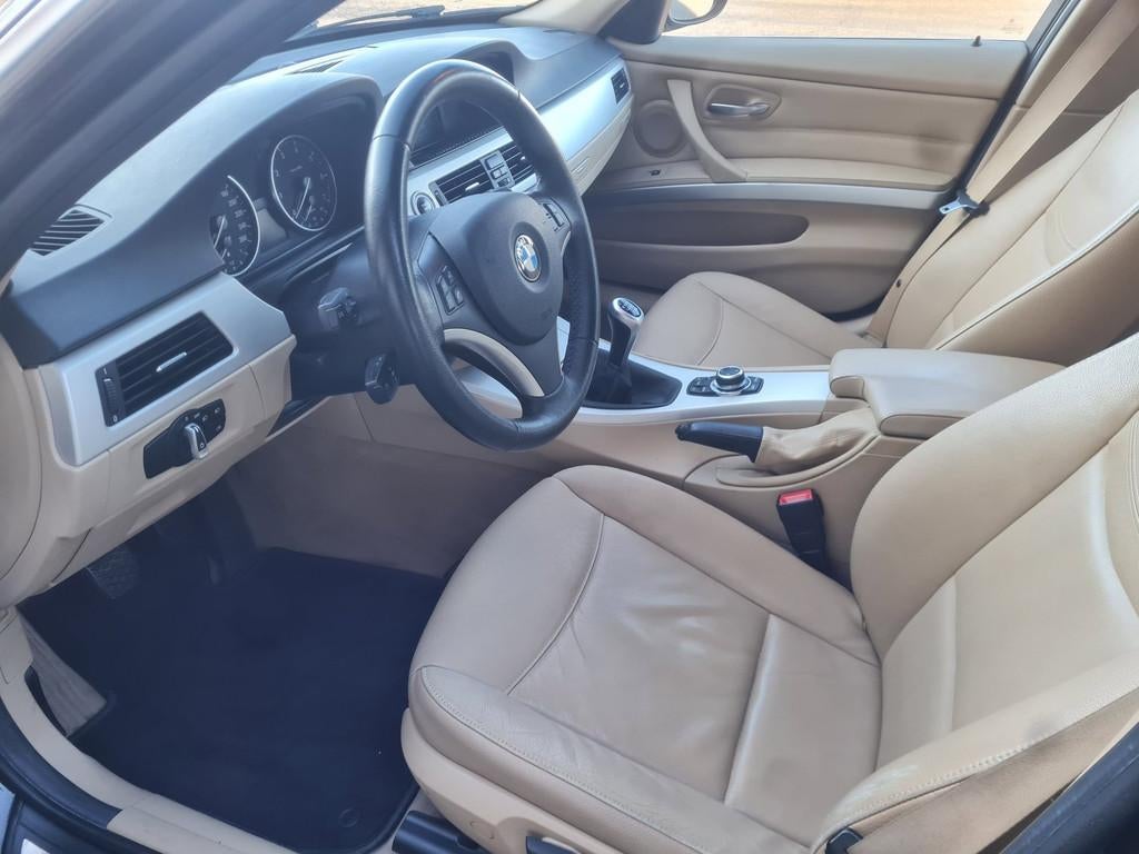 BMW 3 Serie Touring 318i Touring Luxury Line, Lederen bekled, Euro 5, Achat, 1250 kg, Beige