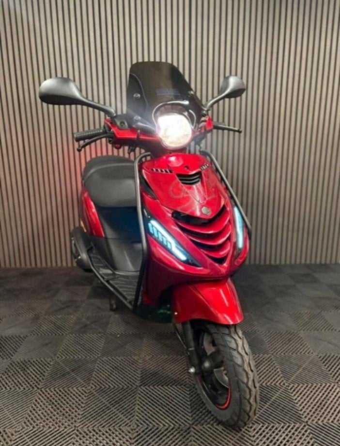Piaggio Zip 4T B-klasse Glans Rood | Full Led | Garantie ✅, Ophalen of Verzenden, Zo goed als nieuw, Overige merken