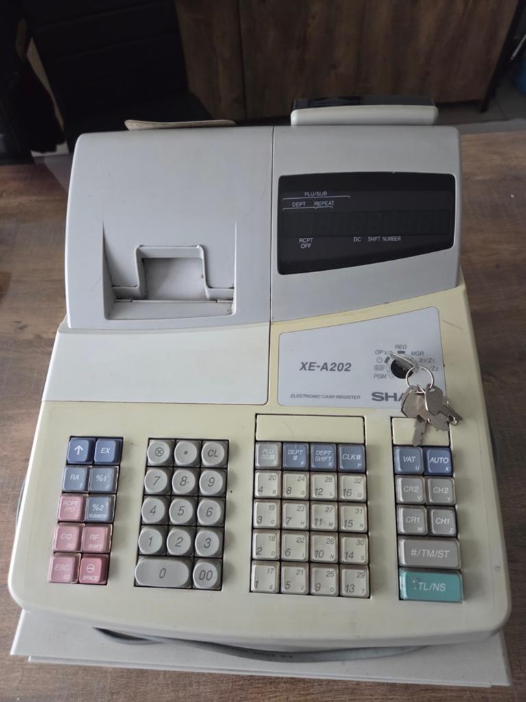 Sharp XE-A202 kassa, werkt perfect, Antiek en Kunst, Ophalen