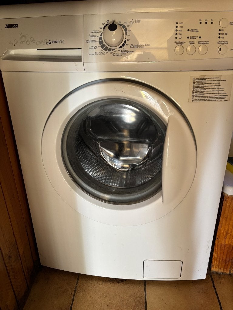 Wasmachine zanussi, 6 tot 8 kg, Ophalen, Gebruikt, Voorlader