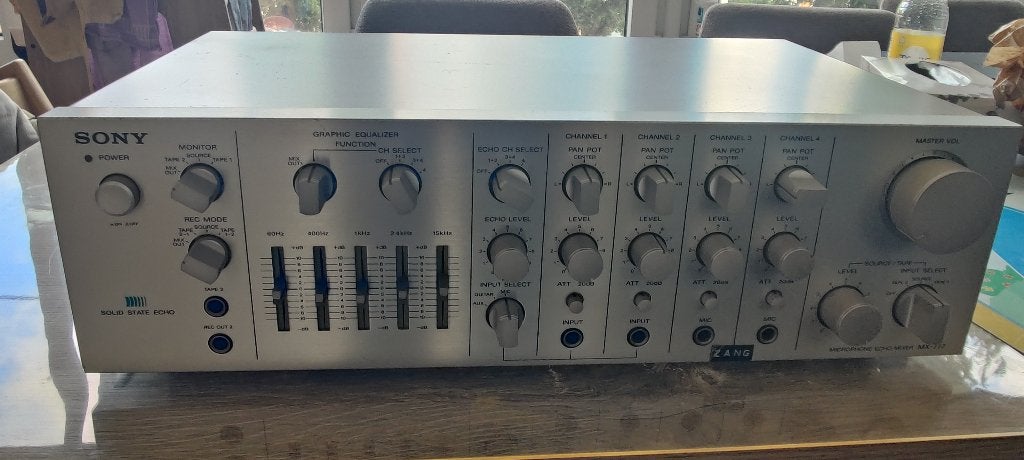 Sony microphone echo mixer MX-777, Muziek en Instrumenten, Ophalen of Verzenden, Zo goed als nieuw, Overige typen