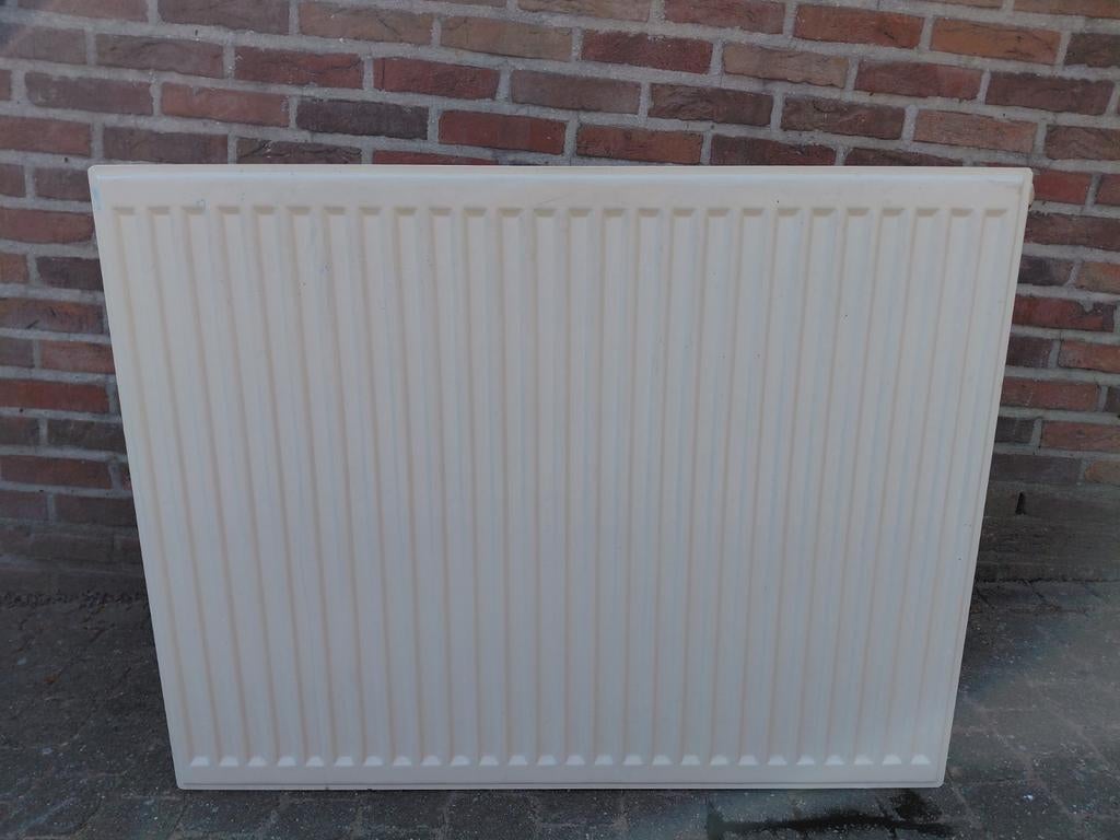 Radiator (90 x 10 x 70 cm), Ophalen