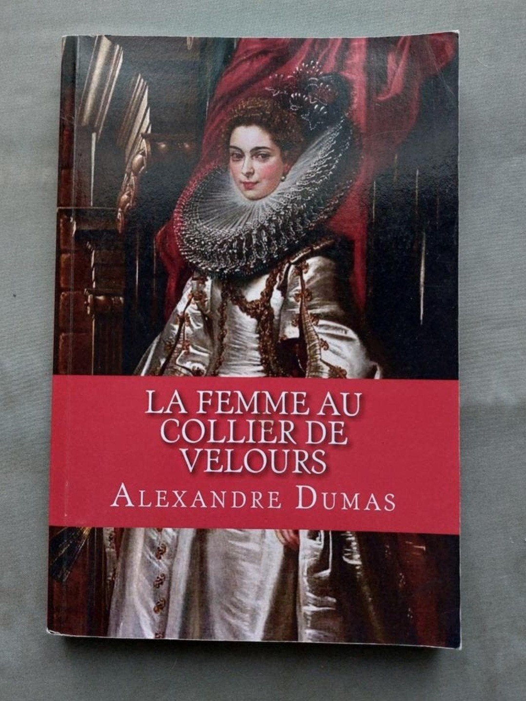 La femme au collier de velours de Dumas, Livres, Enlèvement, Utilisé