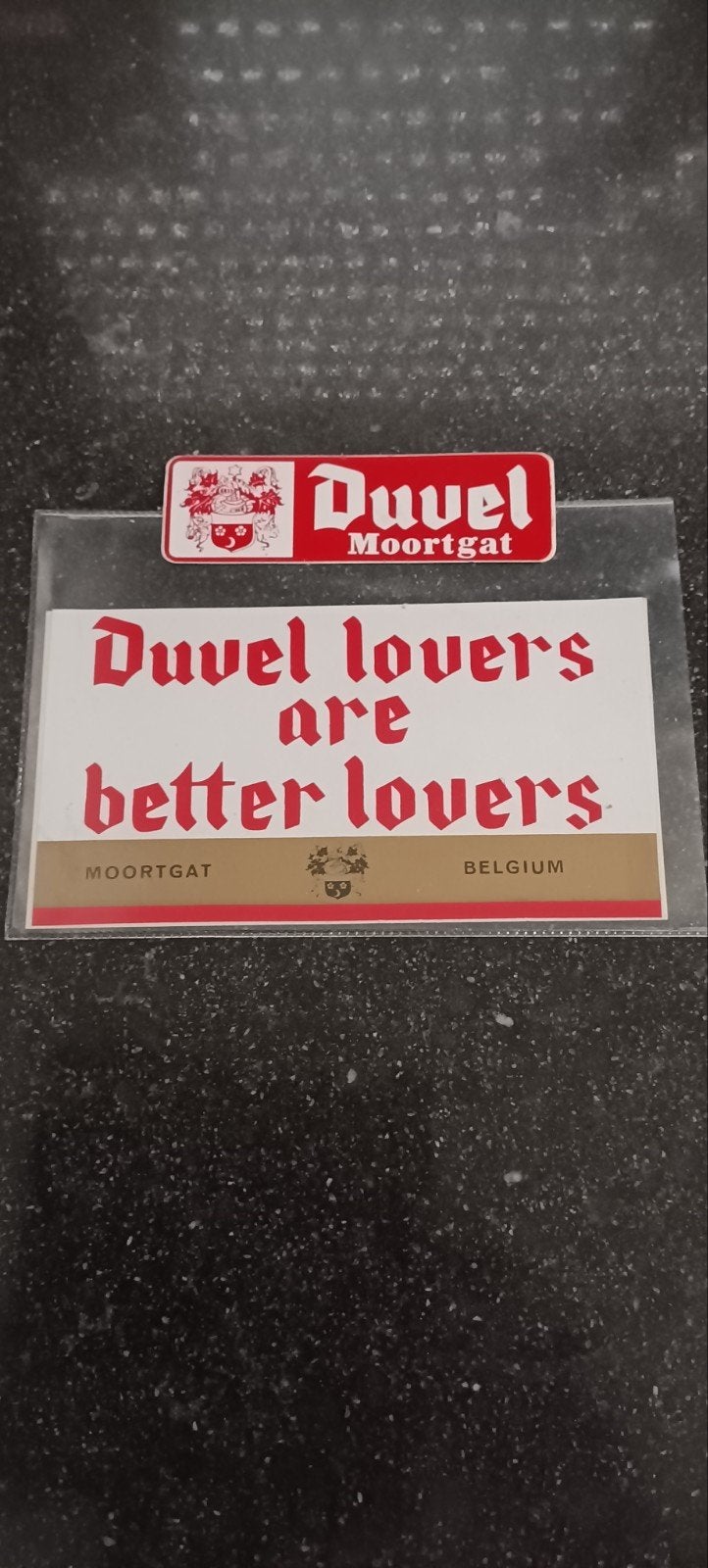 2 oude Duvel Moortgat stickers nieuwstaat, Verzamelen, Biermerken, Ophalen of Verzenden, Duvel