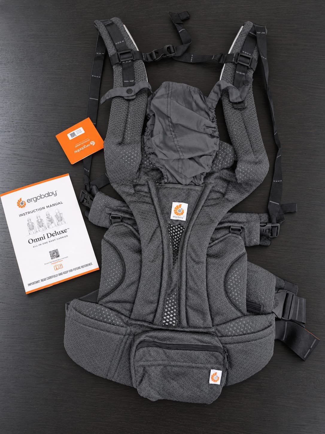 IL FAUT Y ALLER ! Nouveau Ergobaby Omni Deluxe en noir, Enfants & Bébés, Neuf, Autres marques, Porte-bébé, Enlèvement ou Envoi