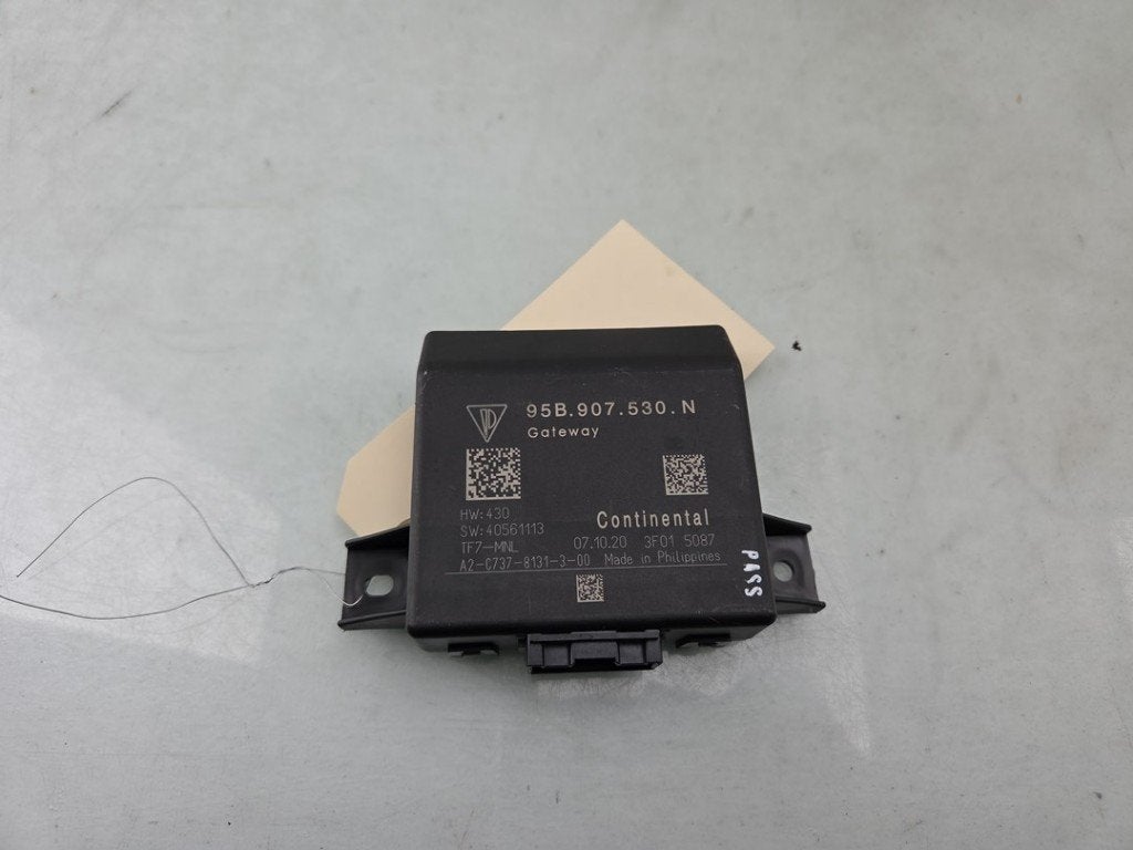 GATEWAY MODULE 718 Boxster (982) (|95B907530N|95B907530Y|), Gebruikt, Porsche, Continental AG, Continental-Plaza 1
30175  Hannover, DE