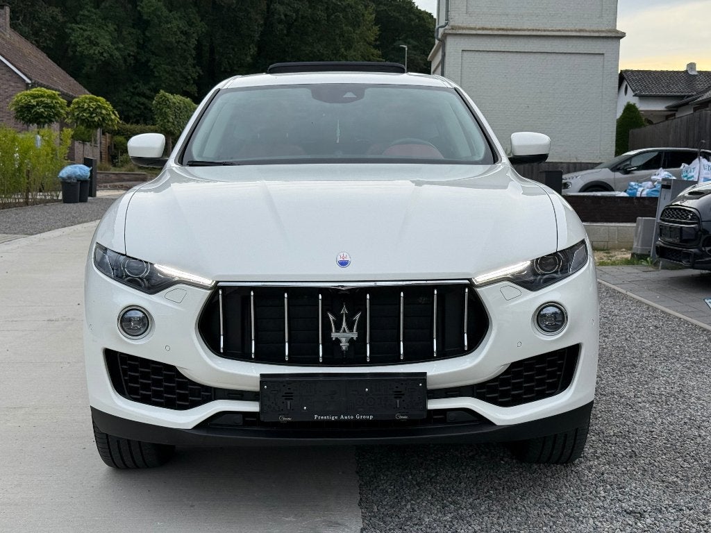 Maserati Levante 3.0 V6 Turbo *Pano*Cruise*Leder*Carplay*CAM, Auto's, Maserati, Automaat, Dealer onderhouden, Euro 6, SUV of Terreinwagen