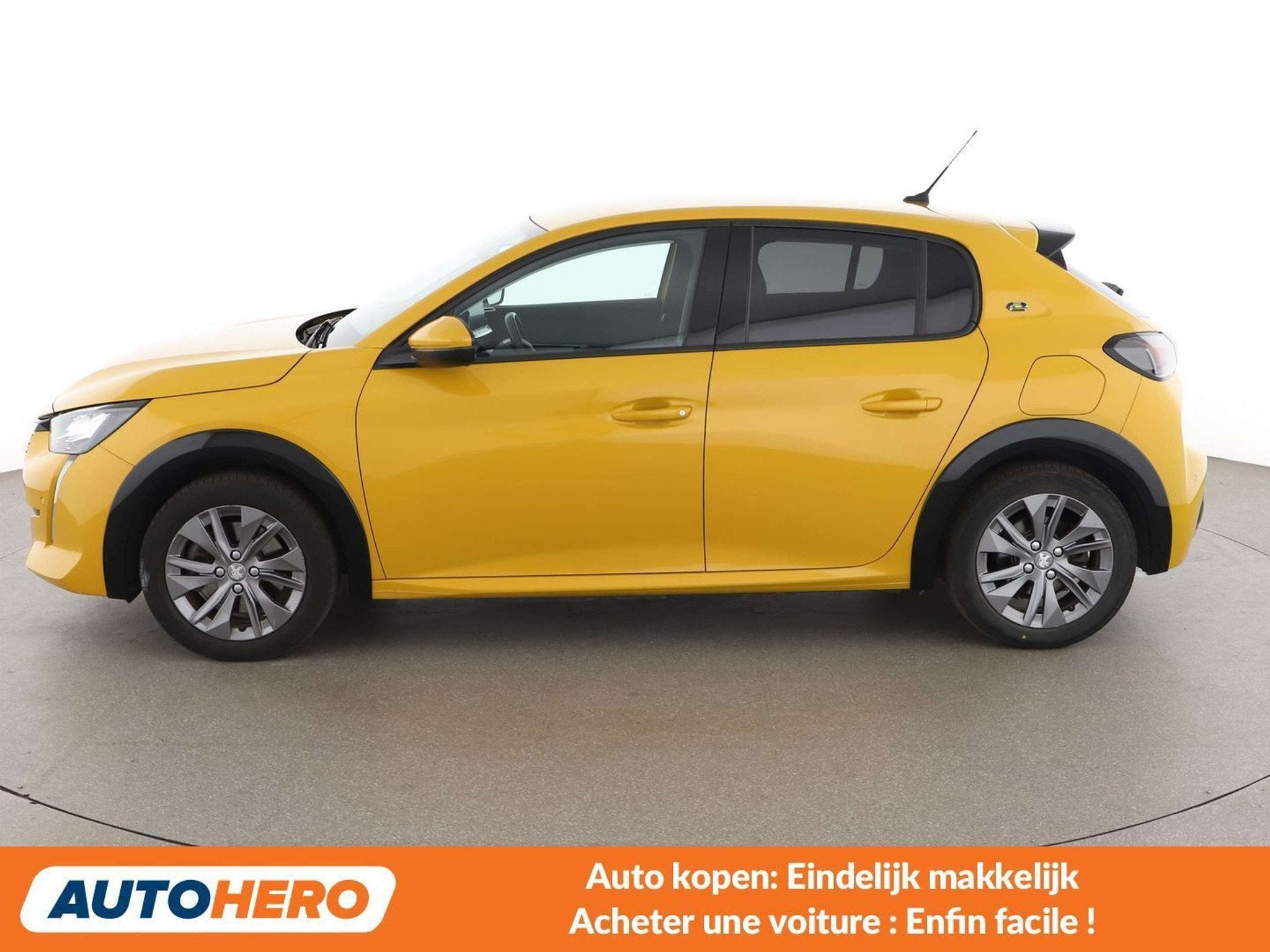 Peugeot e-208 electric drive 100 kW e Active (automatique), Autos, 100 kW, Achat, Jaune, https://public.car-pass.be/vhr/7555e556-dee6-4566-bc0c-2a4373f14a4a