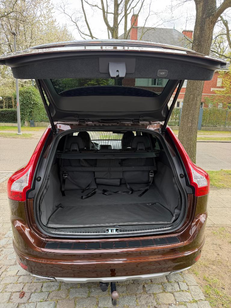 Volvo xc60 D4 simum, Cuir, Euro 6, Entretenue par le concessionnaire, Alarme