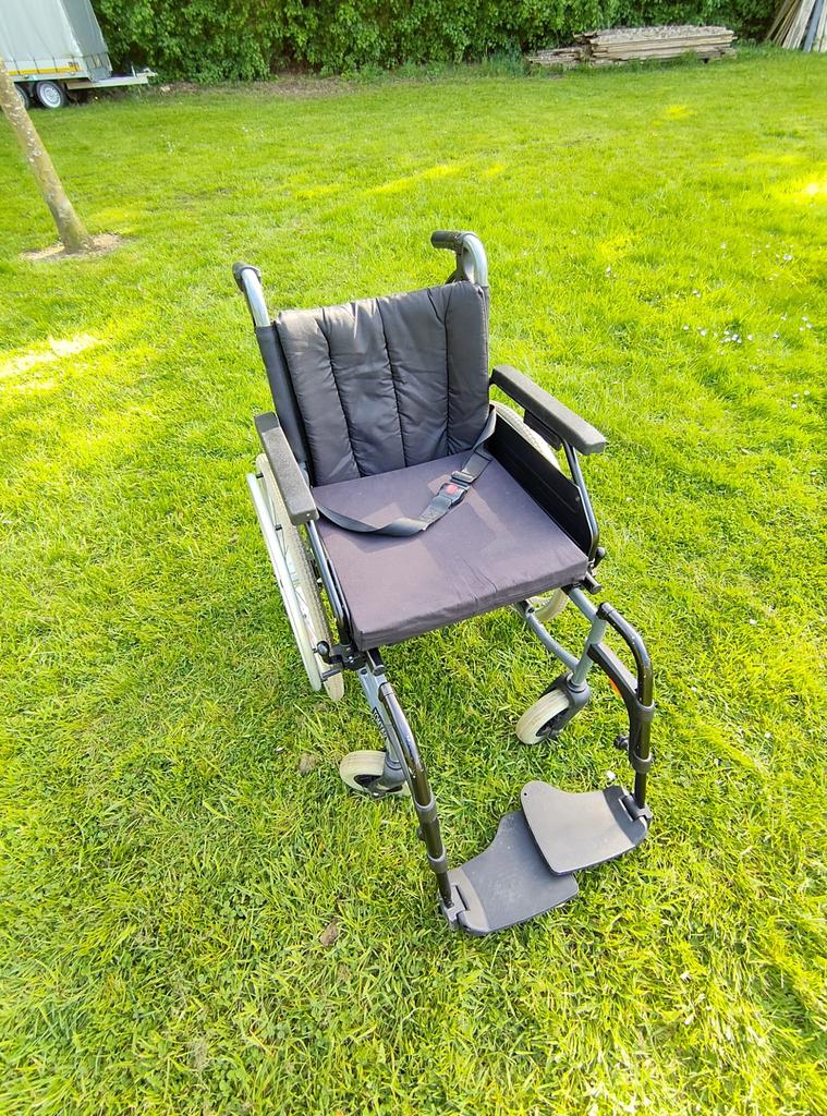 Chaise roulante tomtar, Divers, Enlèvement, Comme neuf
