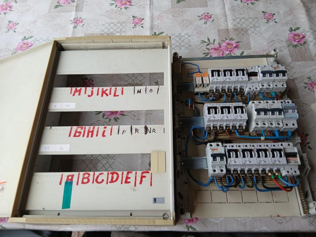 Verdeelkasten electriciteit, Doe-het-zelf en Bouw, Ophalen