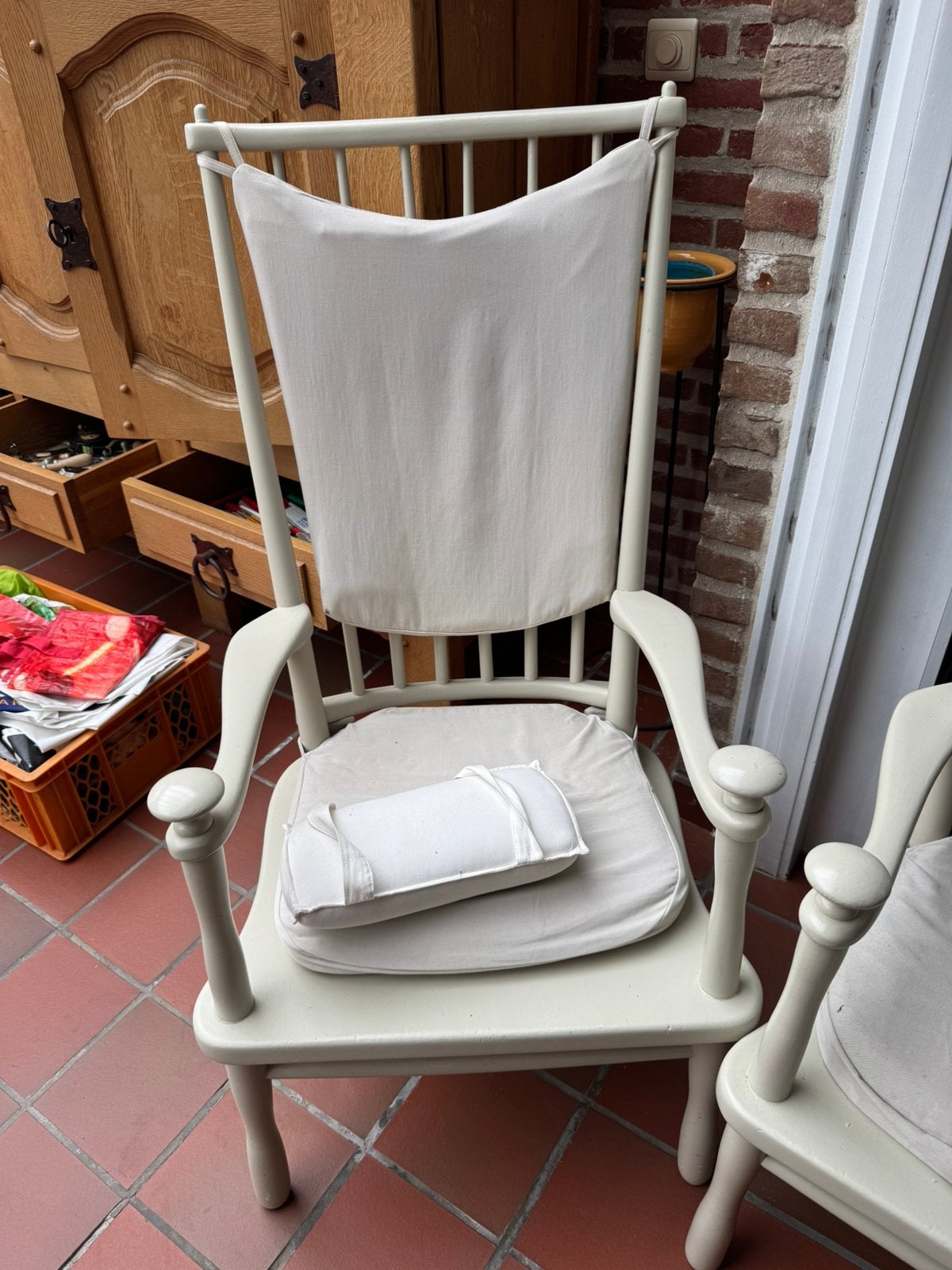 Set van 2 authentieke Zweedse Isabella armstoelen – Gemla, Ophalen