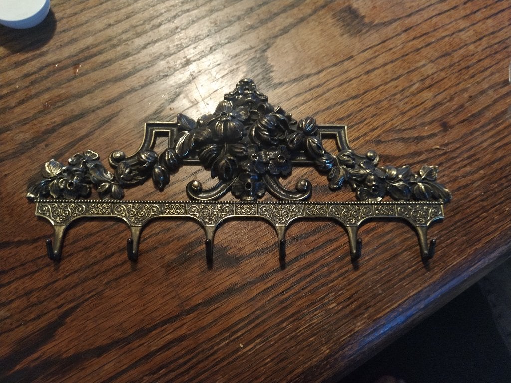 Vintage messing wandhaak met 6 haakjes in barokstijl, Décoration murale, Patiné, Brons, Enlèvement