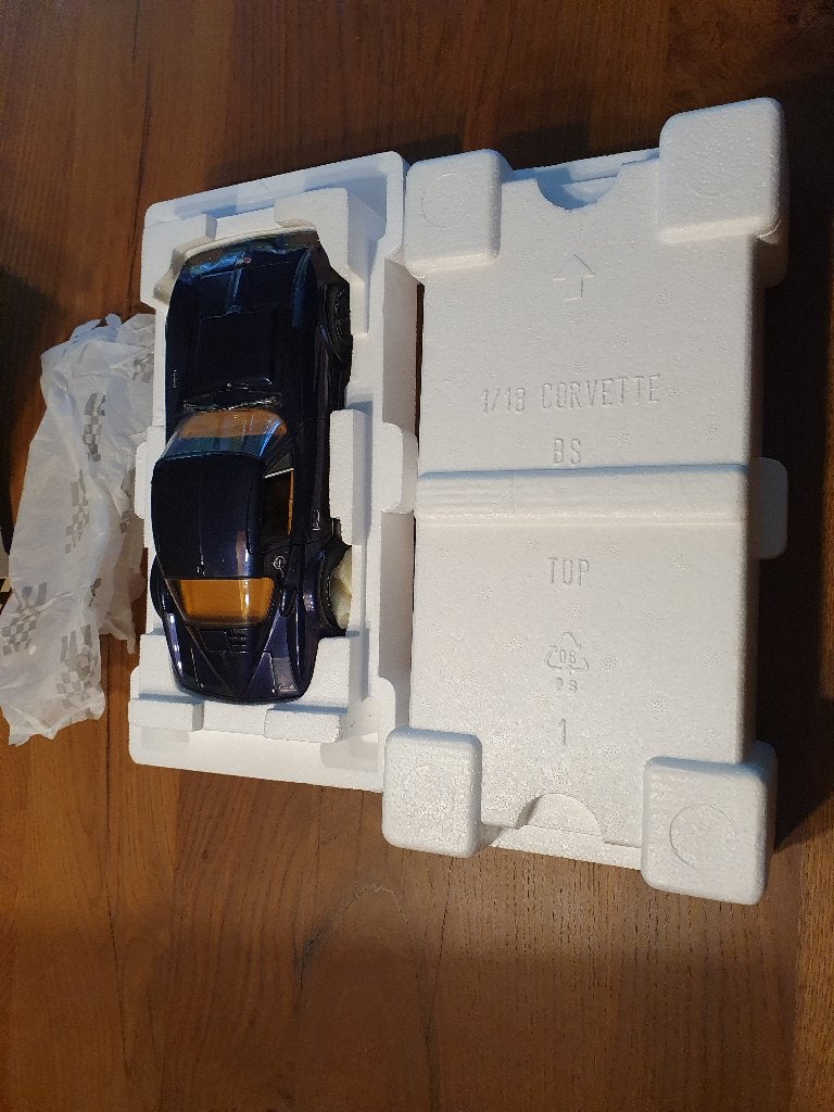 1/18 Monte Carlo EXOTO Corvette, Ophalen of Verzenden, Zo goed als nieuw