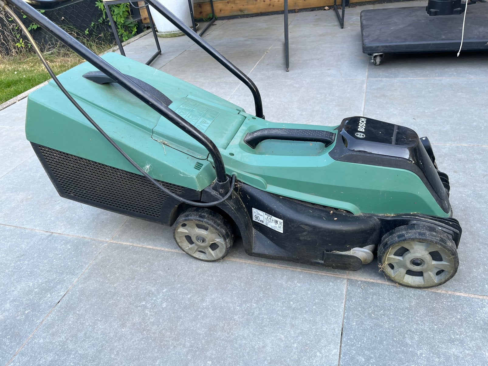 Bosh grasmaaier met 2x accu en oplader, Ophalen, Zo goed als nieuw