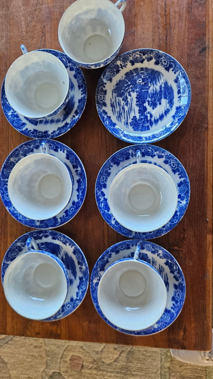 6 soucoupes et sacs bleu-blanc. porcelaine très fine., Antiquités & Art, Antiquités | Services (vaisselle) complet, Enlèvement ou Envoi