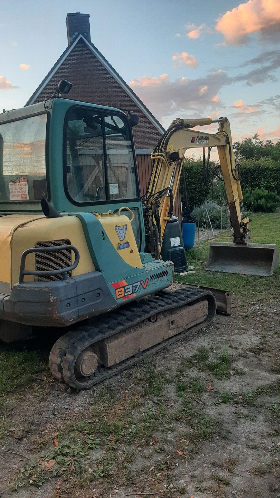 Yanmar 3.3 ton, Zakelijke goederen, Machines en Bouw | Kranen en Graafmachines, Ophalen