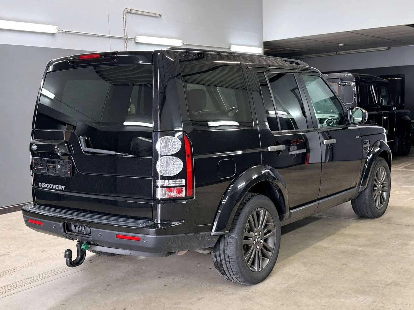 Land Rover Discovery 3.0TD6 HSE - €9.000,- EXCL. BTW/ NETT, Auto's, Automaat, Gebruikt, 2993 cc, https://public.car-pass.be/vhr/fdef09db-a5b3-4be0-b603-b55859ab3e50