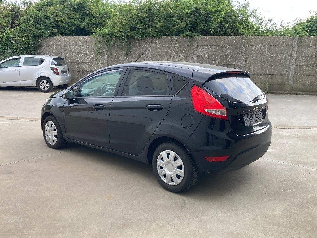 Ford Fiesta 1.3 benzine 2011**121000km*LEZ OK*garantie*EURO5, Auto's, Ford, Euro 5, Stof, 4 cilinders, Zwart