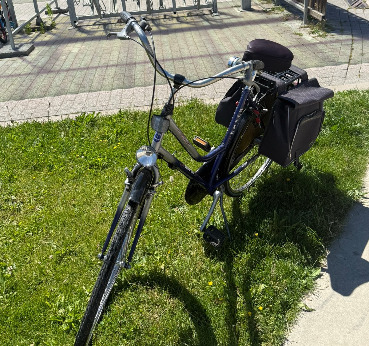 Mooie damesfiets- volledig in orde, Fietsen en Brommers, Fietsen | Dames | Damesfietsen, Ophalen, Zo goed als nieuw