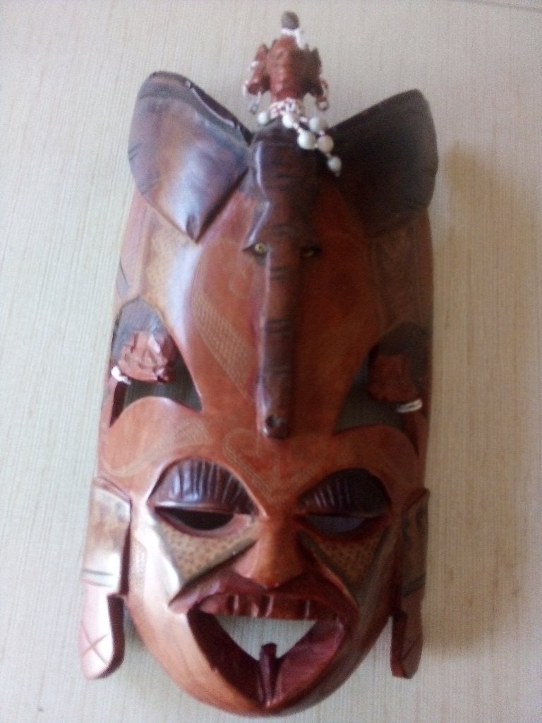 Masque africain, Antiquités & Art, Enlèvement