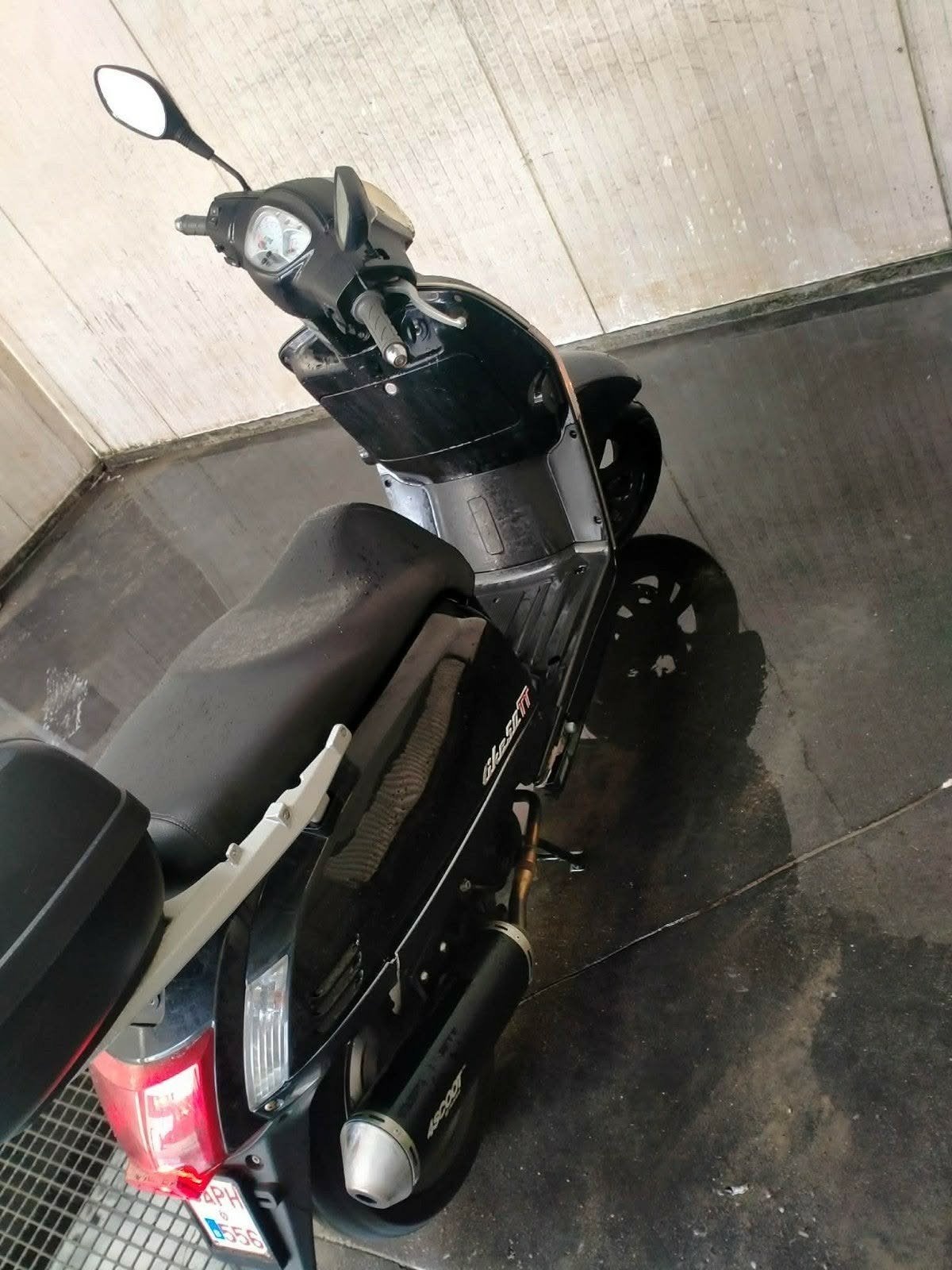Kymco like a klasse, Fietsen en Brommers, Ophalen, Gebruikt, Kymco, Benzine